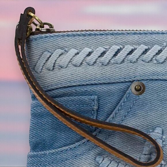 Patricia Nash Lacing Denim Rosley Embroidered Wristlet - NEW - Picture 3 of 4